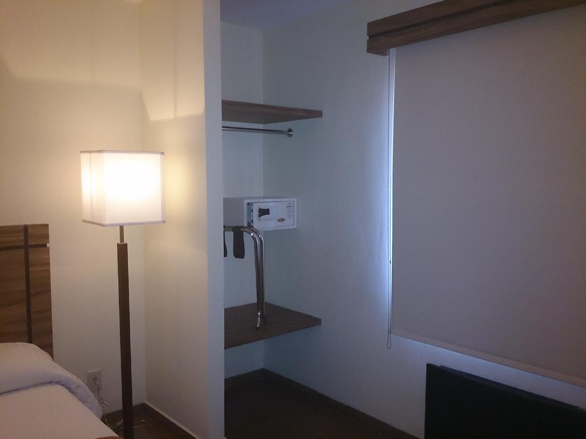 Oliver - Business Class 3* Querétaro