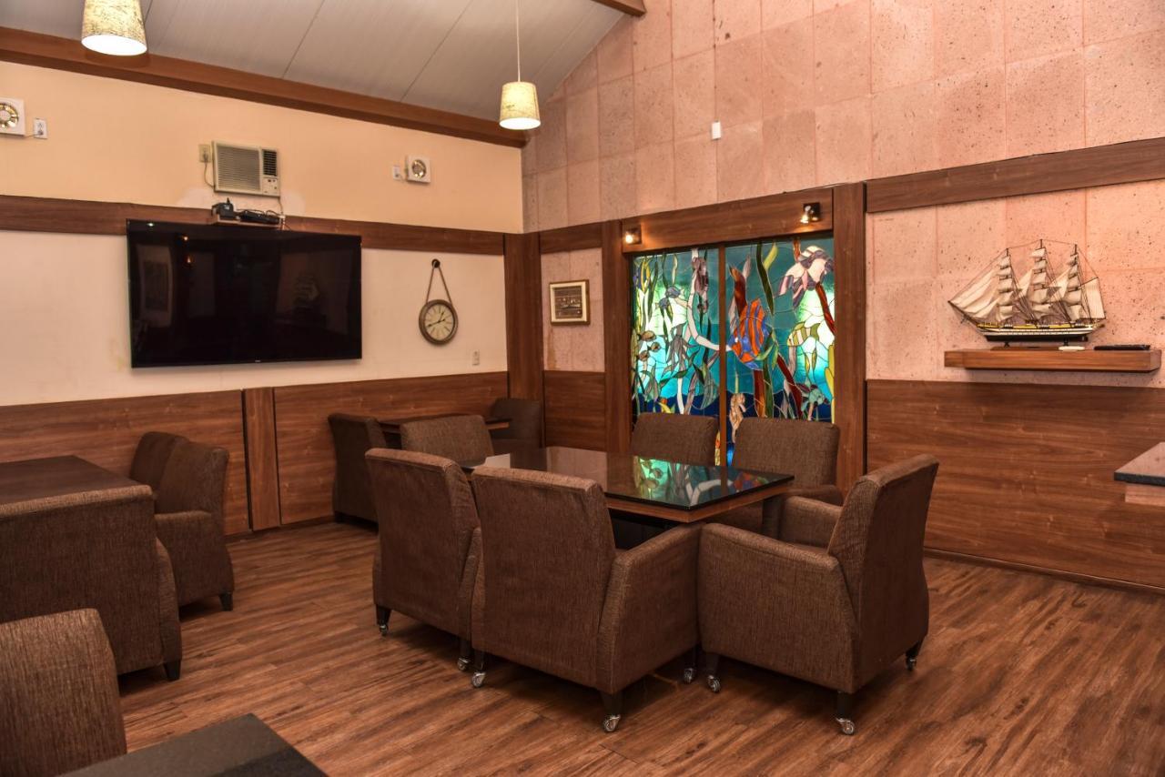Oliver - Business Class Hotel